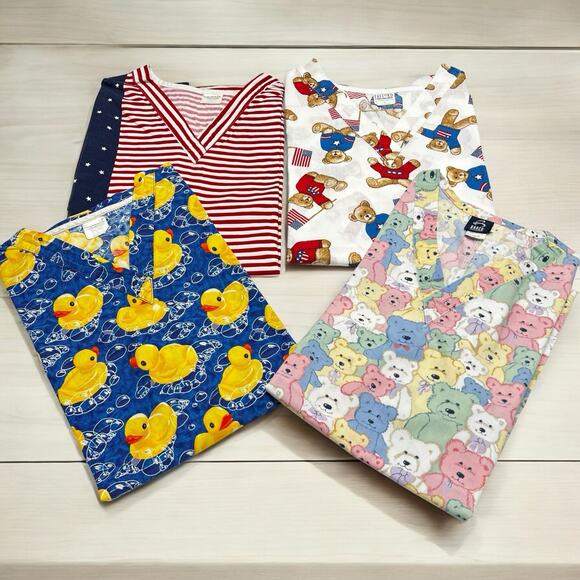 Vintage Scrub Tops Lot of 4 Size L/XL Pockets 4th of July Bears Rubber Ducky - Picture 1 of 13